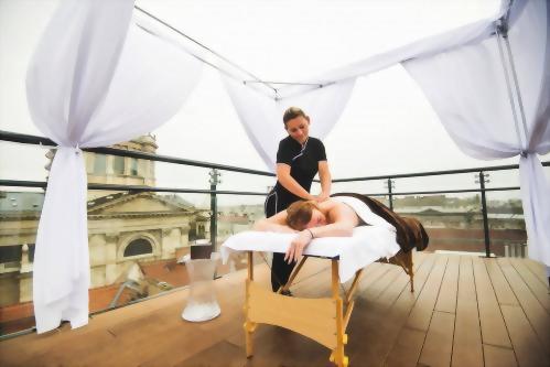 What can be better than a rooftop massage treatment?