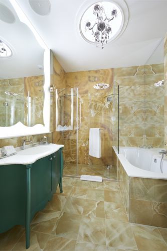 Pamper yourself with Molton Brown bath amenities in our Signature Aria robes and slippers.